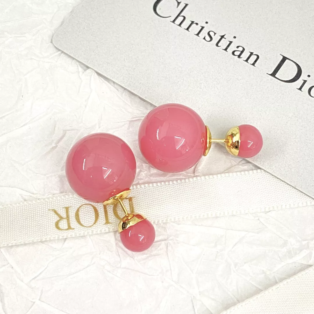 christian dior boucles doreilles pour femme s_1271013